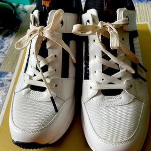 Michael Kors Sneakers with bling and fur on the heel